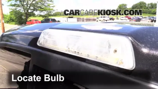 2010 Ford F-150 SVT Raptor 6.2L V8 Éclairage Feu de freinage central (remplacer l'ampoule)